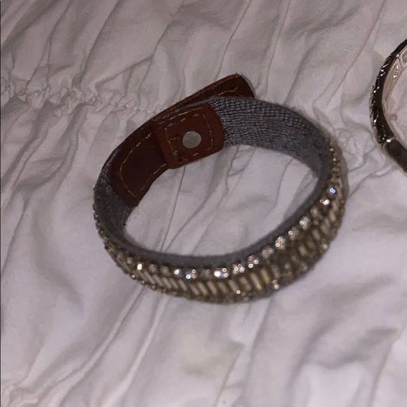 Bracelets - Picture 3 of 4